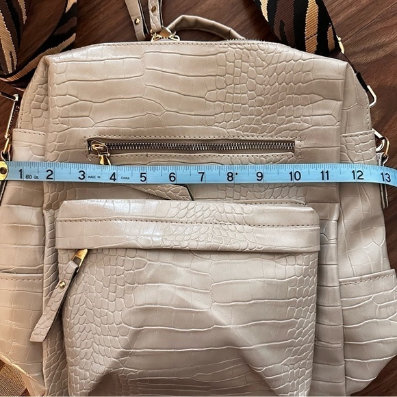 Faux Leather Croco Embossed Convertible Shoulder Bag Backpack Cream Beige - Picture 14 of 15